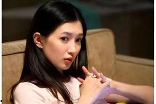 娱乐吃瓜酱女生抽烟,揭秘娱乐圈“吃瓜酱女生”的抽烟之谜