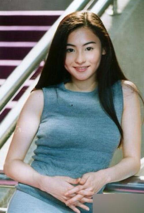 娱乐吃瓜酱九个女生,娱乐吃瓜酱带你领略女神风采